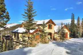 Mountainside Chalet Home
